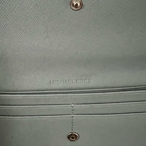 Michael Kors Wallet - Picture 10 of 11